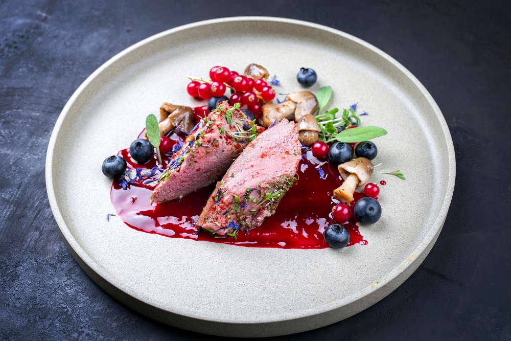 Kolory na talerzu – jak komponować posiłki wizualnie